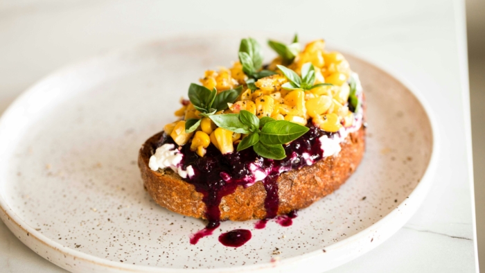 bakd-raw-by-karolin-baitinger-8kFpNArpv2s-unsplash