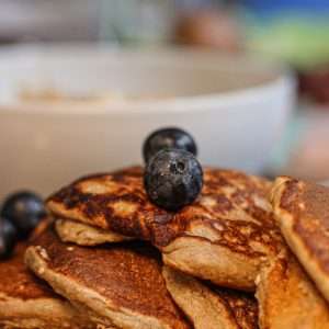 pancakes with blackberries