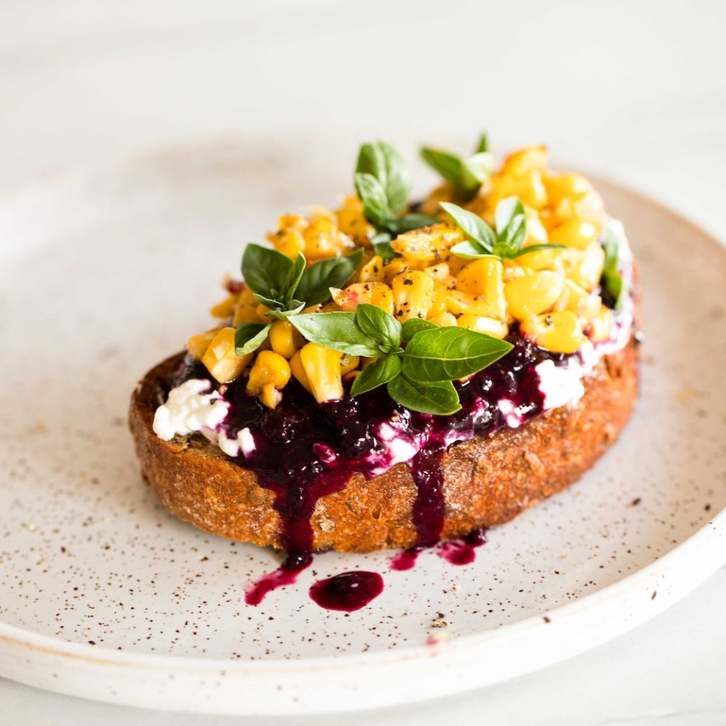 7 Easy Brunch Ideas for a Crowd: A Delicious Feast Made Simple - Spring