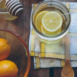clear glass container with lemon slices