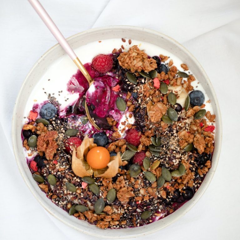 7 Easy Brunch Ideas for a Crowd: A Delicious Feast Made Simple - Spring